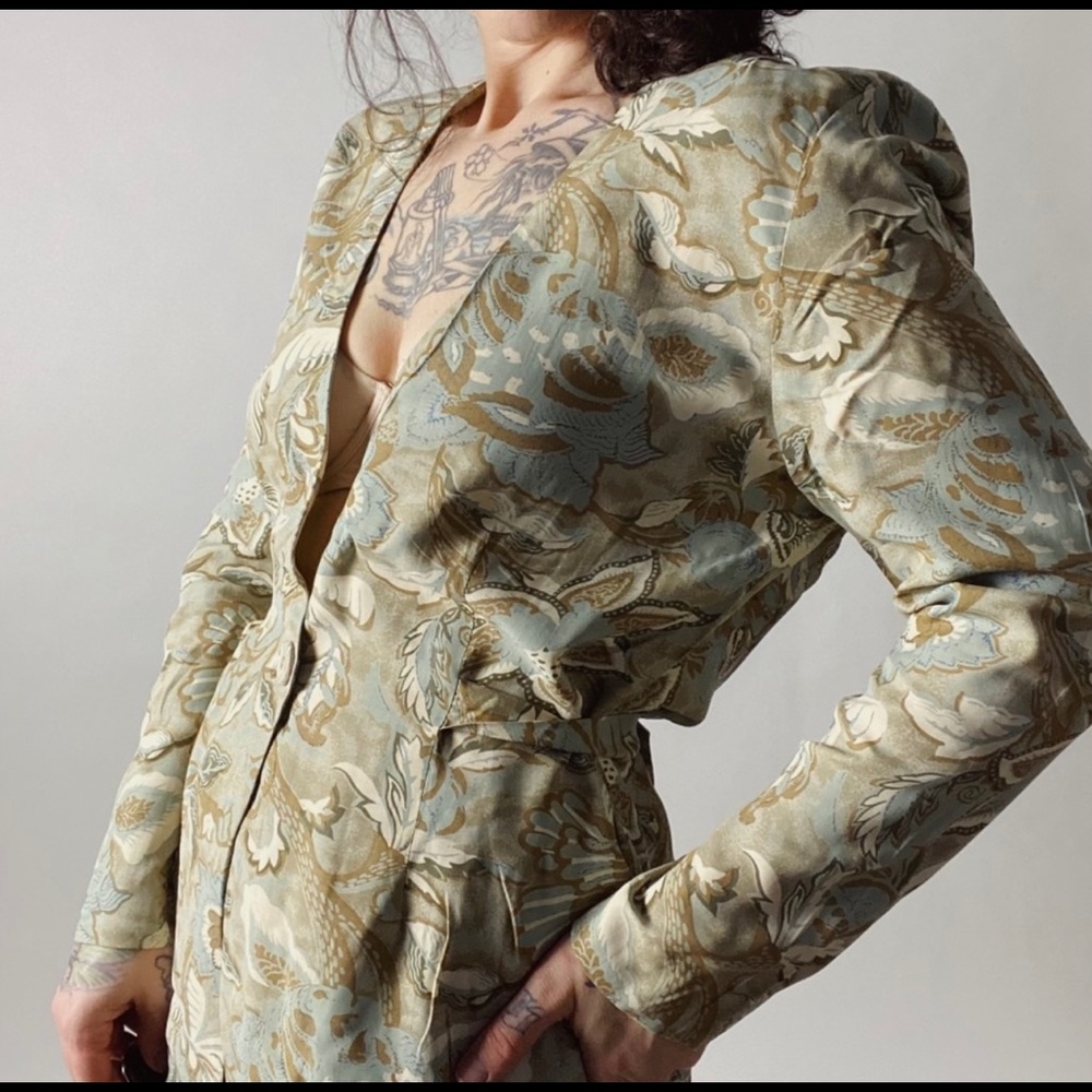 VINTAGE Maren Rayon Boho Floral Blazer